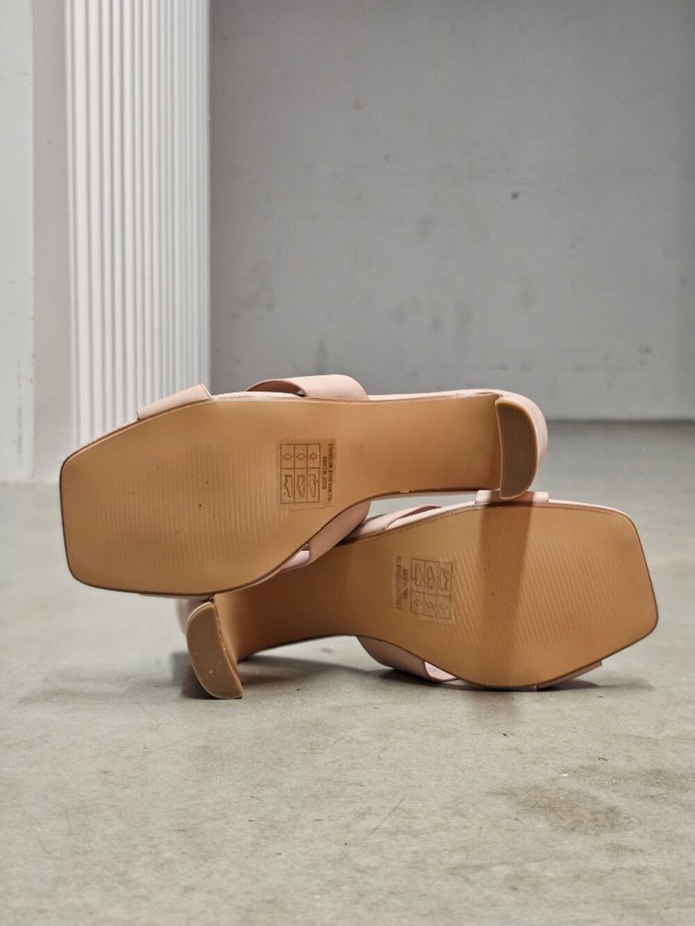 Womens Pink Block Heel Sandals With Criss-Cross Straps & Square Toe Design - Picture 7 of 14